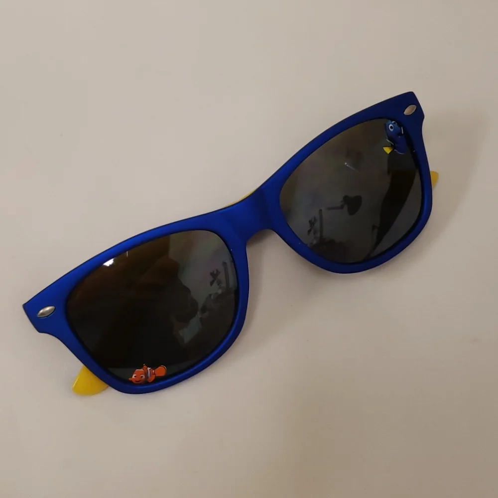 Disney Finding Dory Nemo Kid's Sunglasses Blue Yellow NWOT